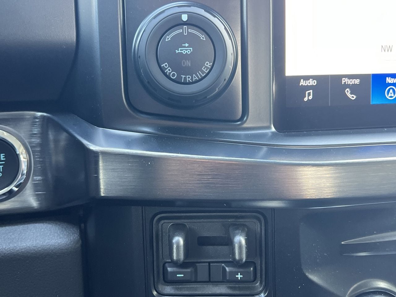 2025 Ford F-350 Super Duty Lariat - Photo 7