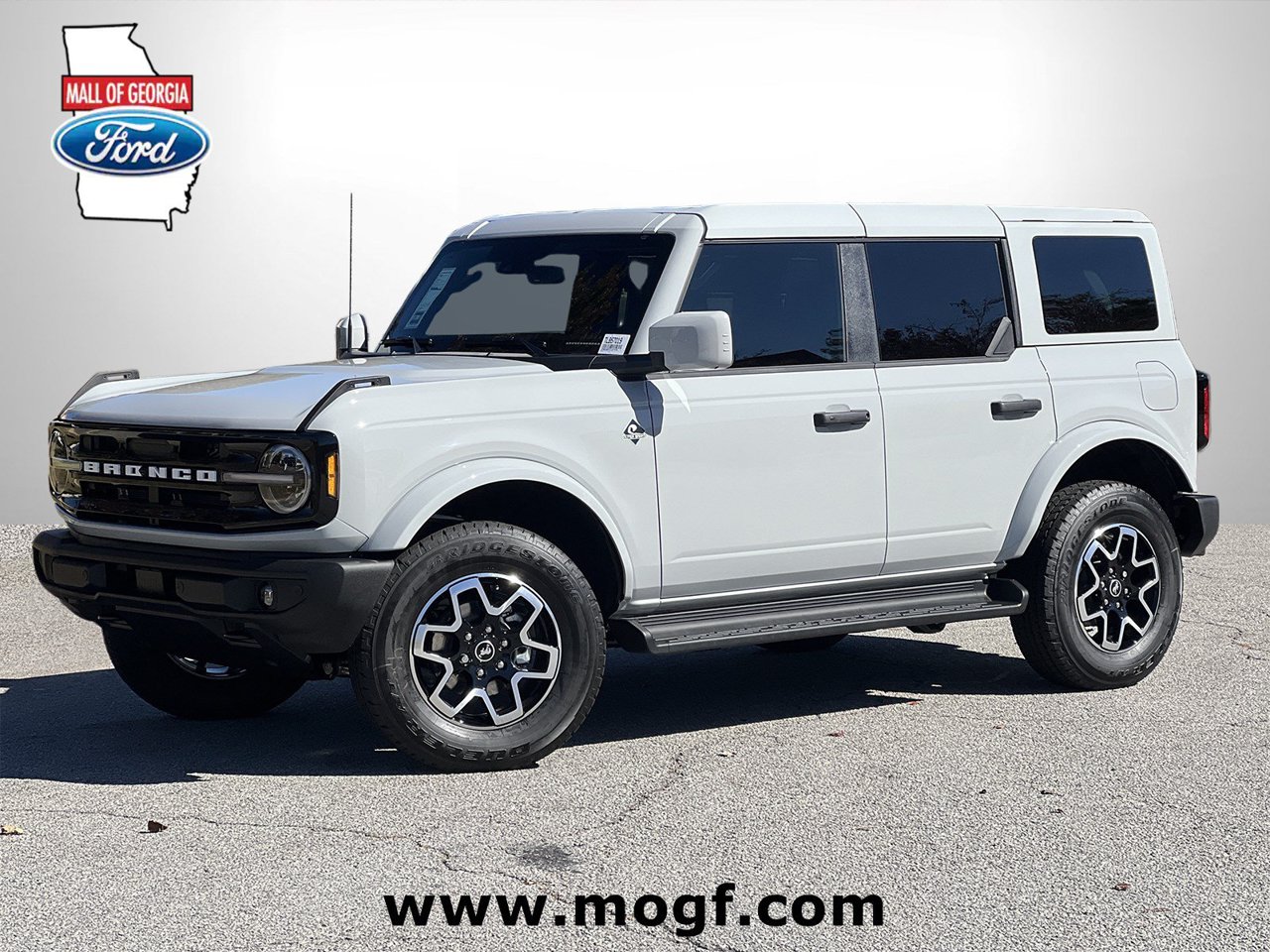 2026 Ford Bronco Outer Banks SUV