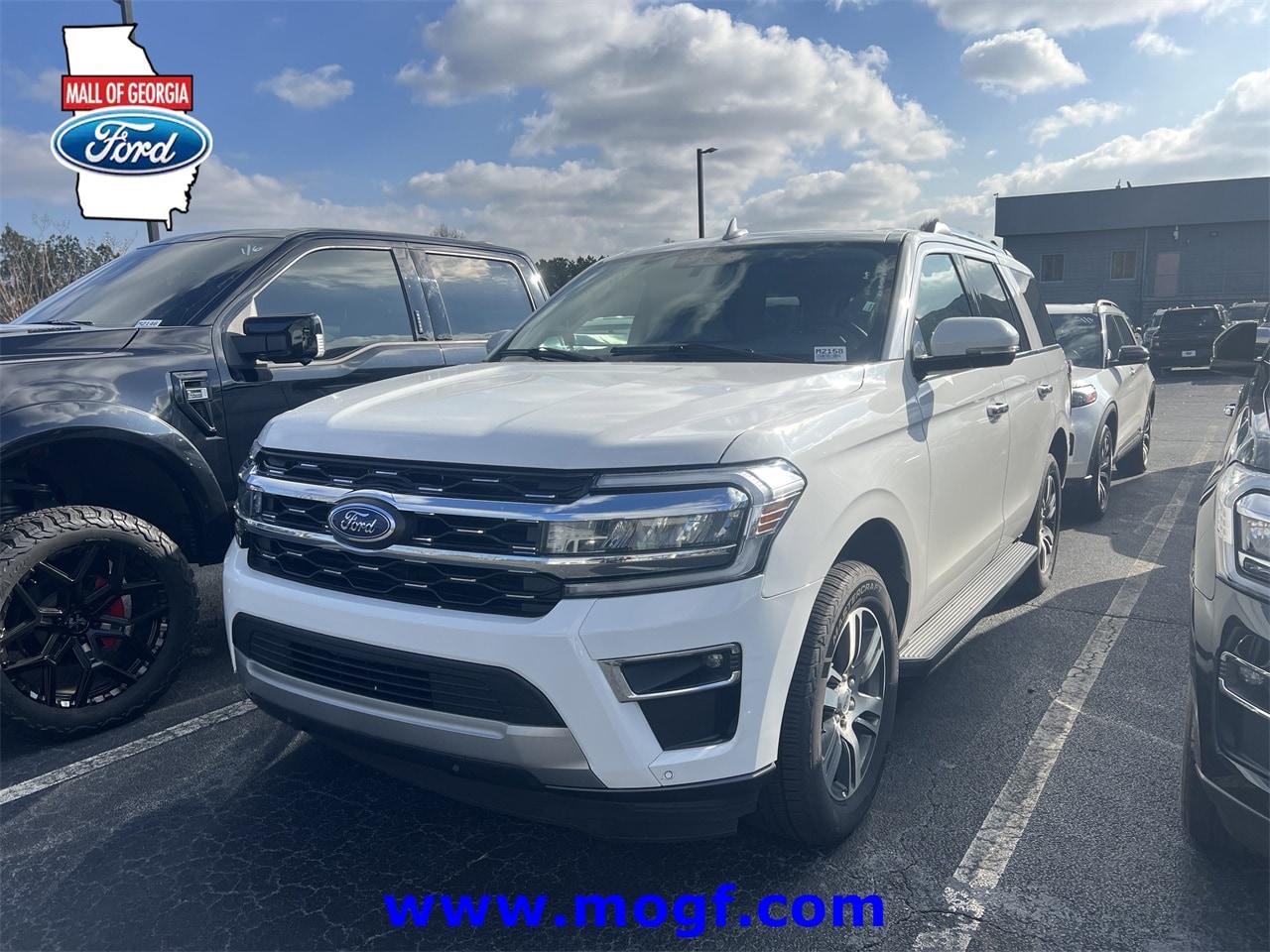 2024 Ford Expedition Limited's photo