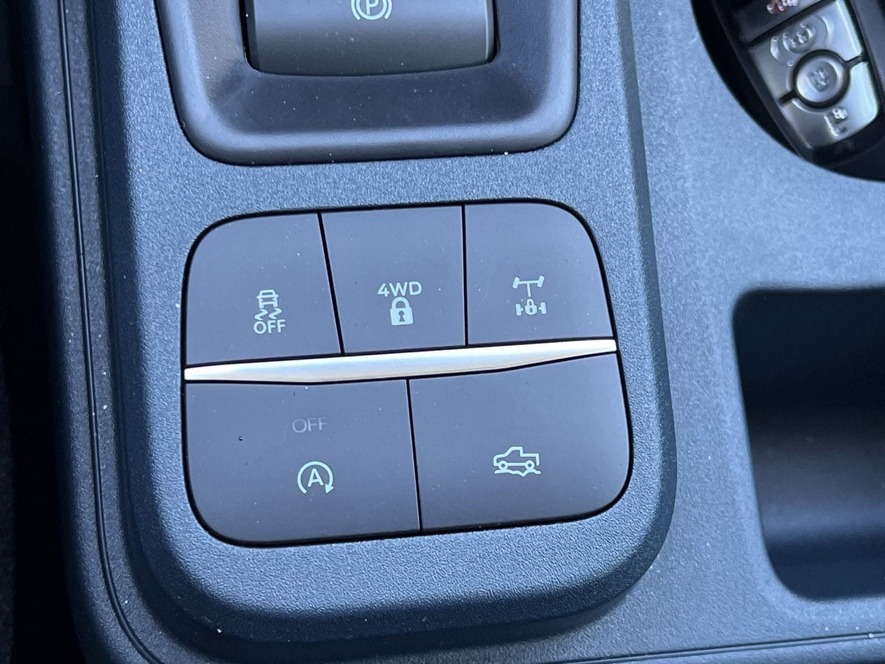 2025 Ford Maverick Tremor - Photo 10