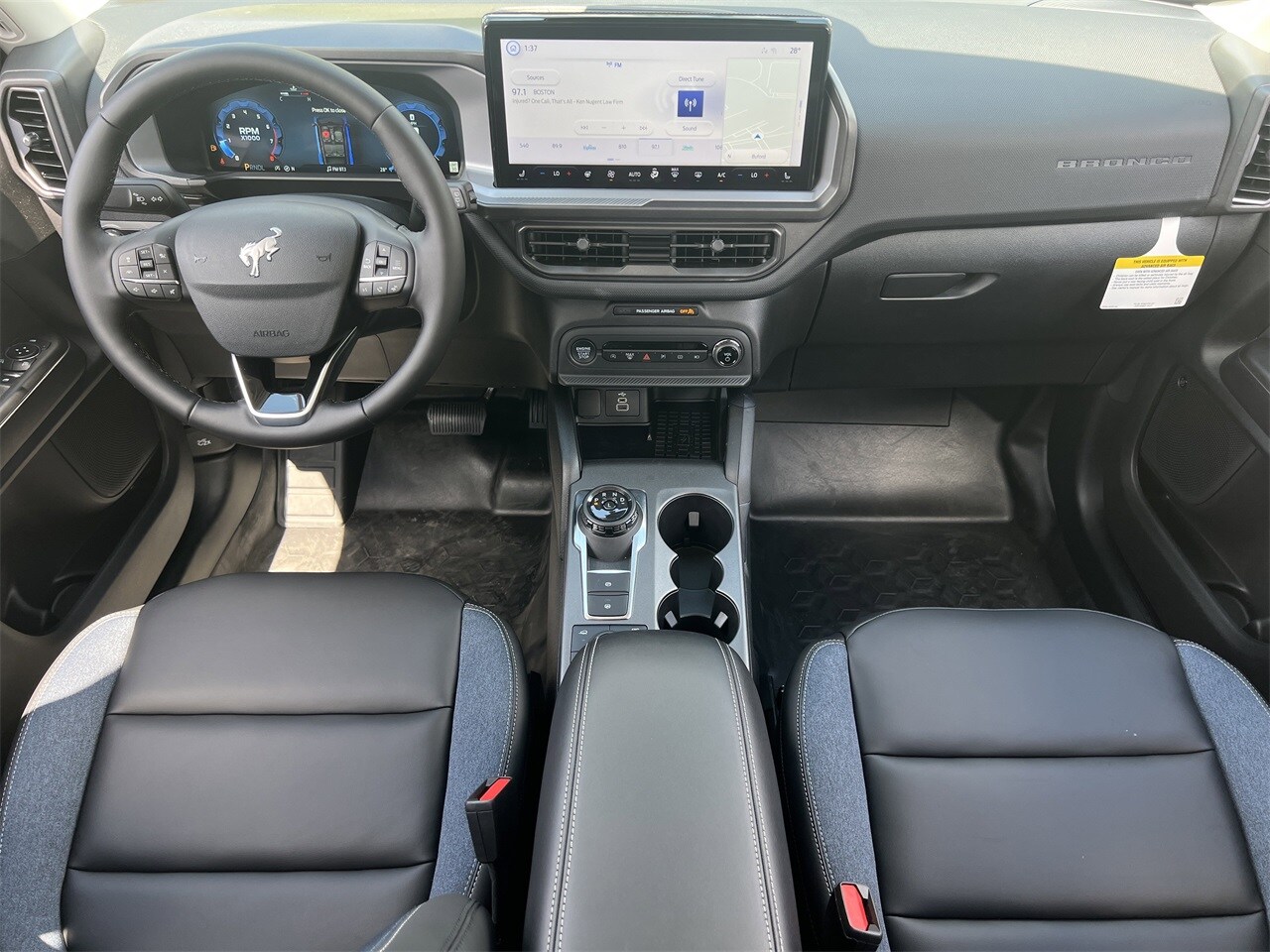2025 Ford Bronco Sport Outer Banks photo 2