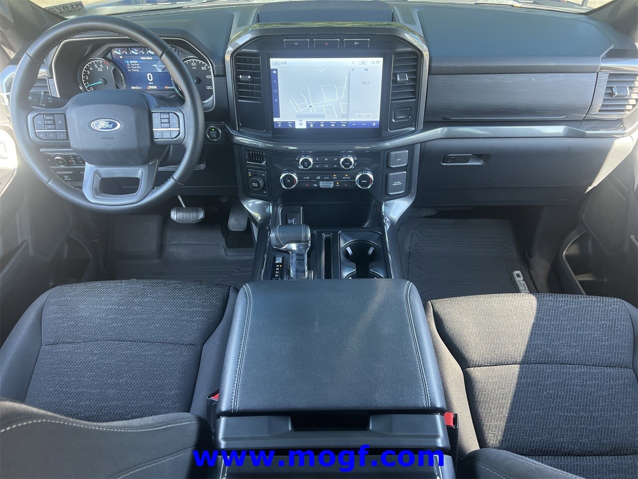 2023 Ford F-150 XLT photo 2