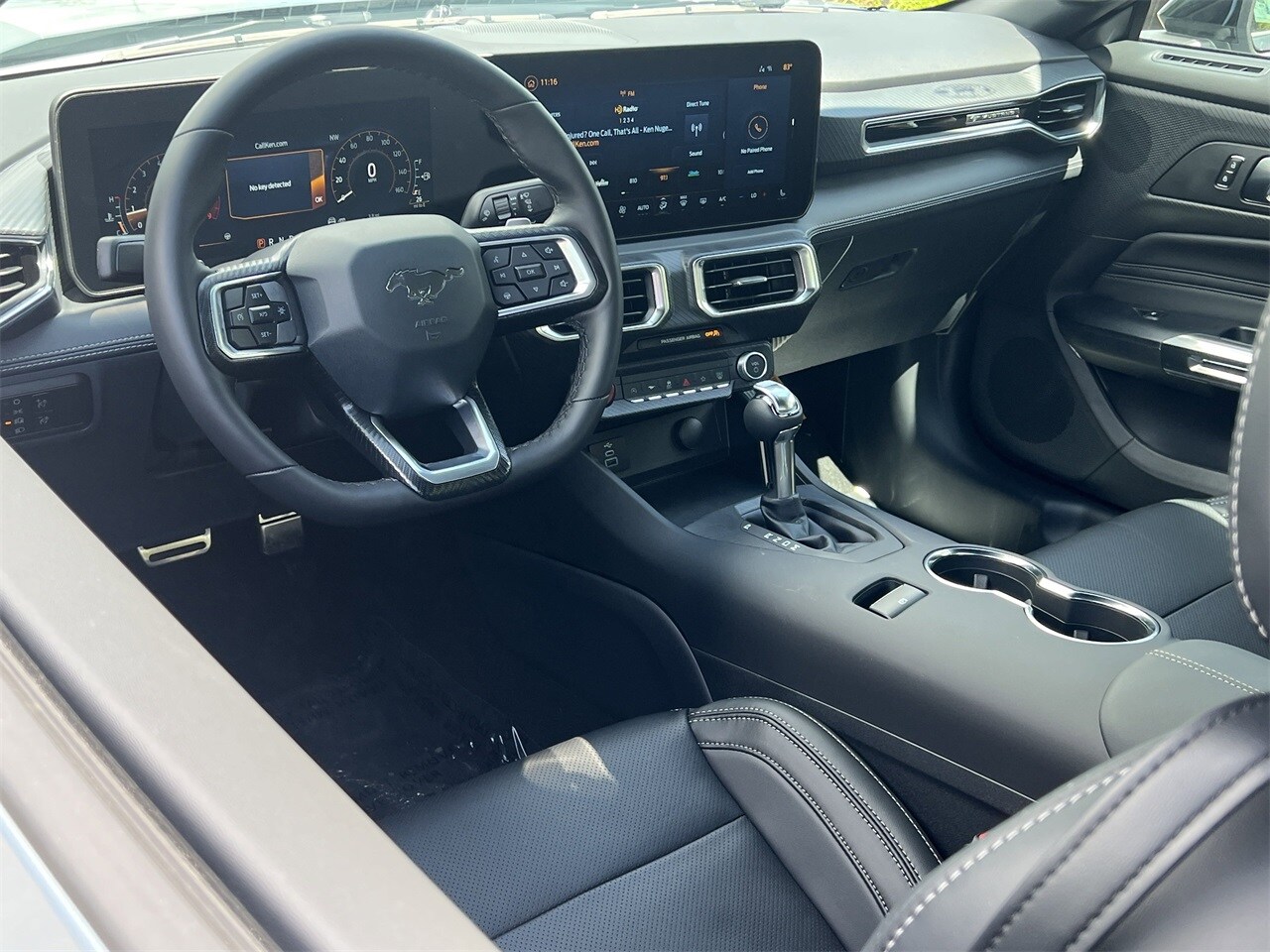 2025 Ford Mustang GT Premium photo 2