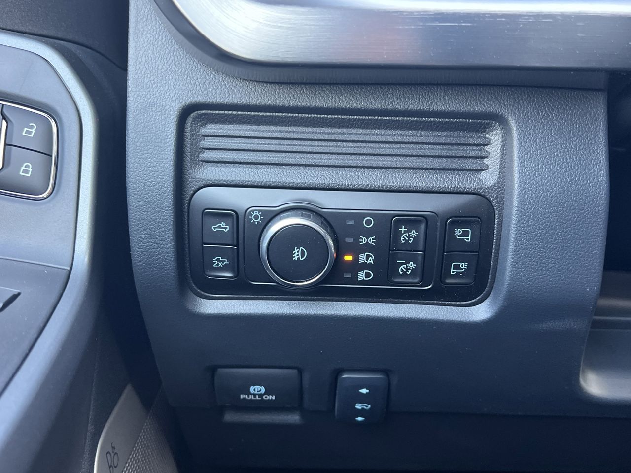 2025 Ford F-350 Super Duty Lariat - Photo 17