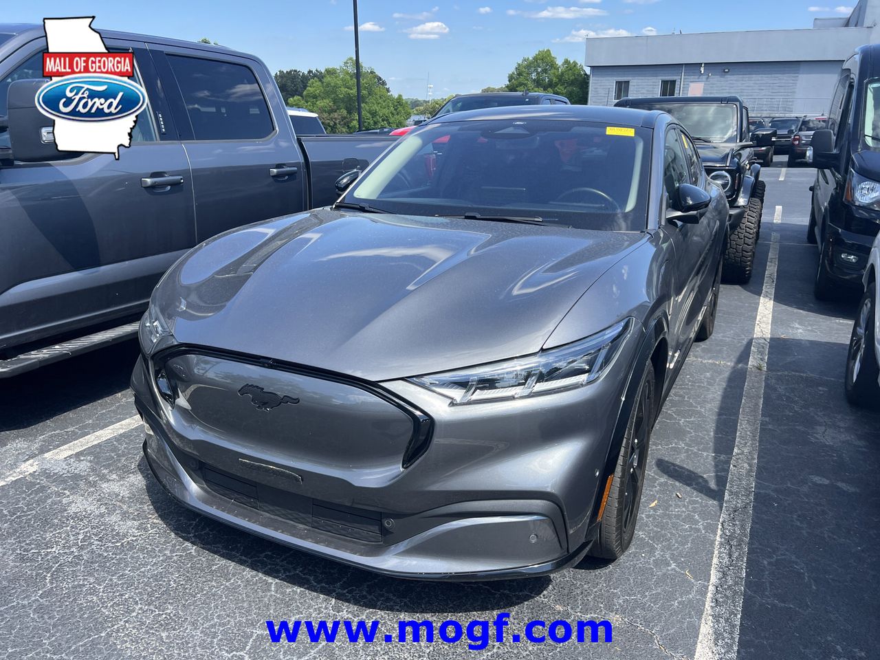 2023 Ford Mustang-Mach-e Premium's photo