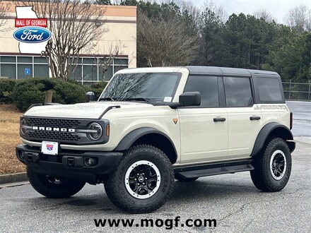 2025 Ford Bronco Badlands SUV