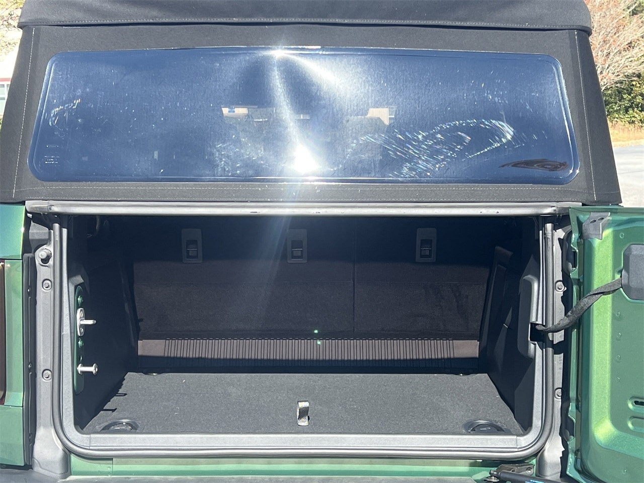 2025 Ford Bronco 4-Door Base - Photo 19