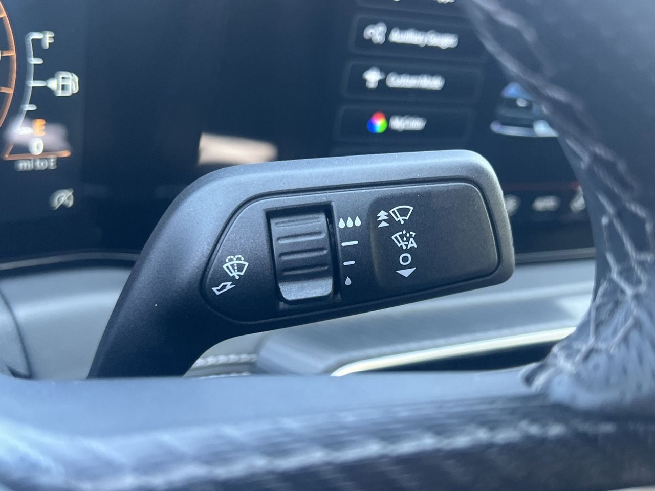 2025 Ford Mustang EcoBoost Premium Fastback - Photo 12