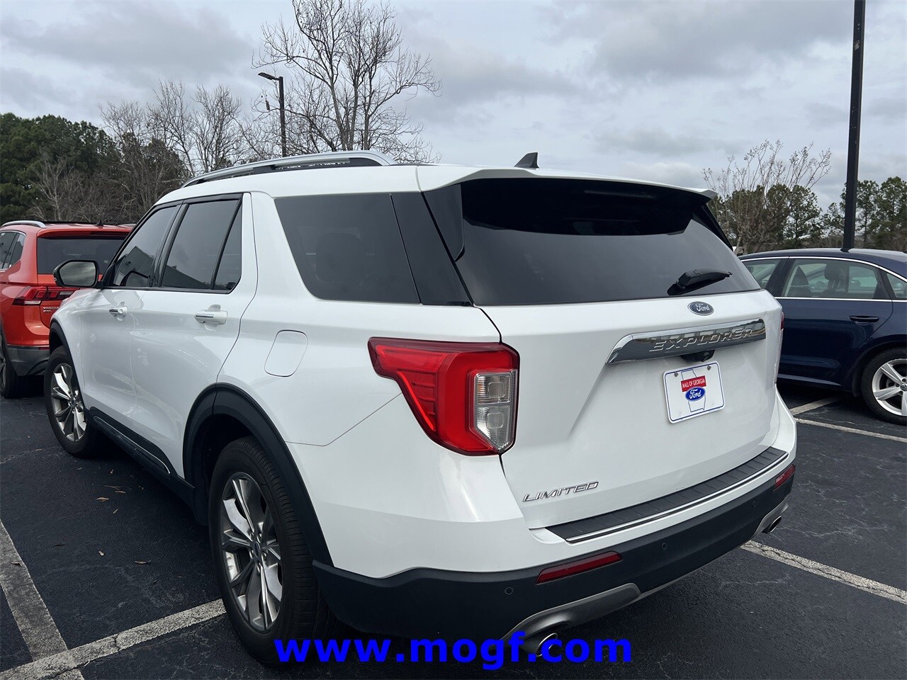 2022 Ford Explorer Limited photo 2