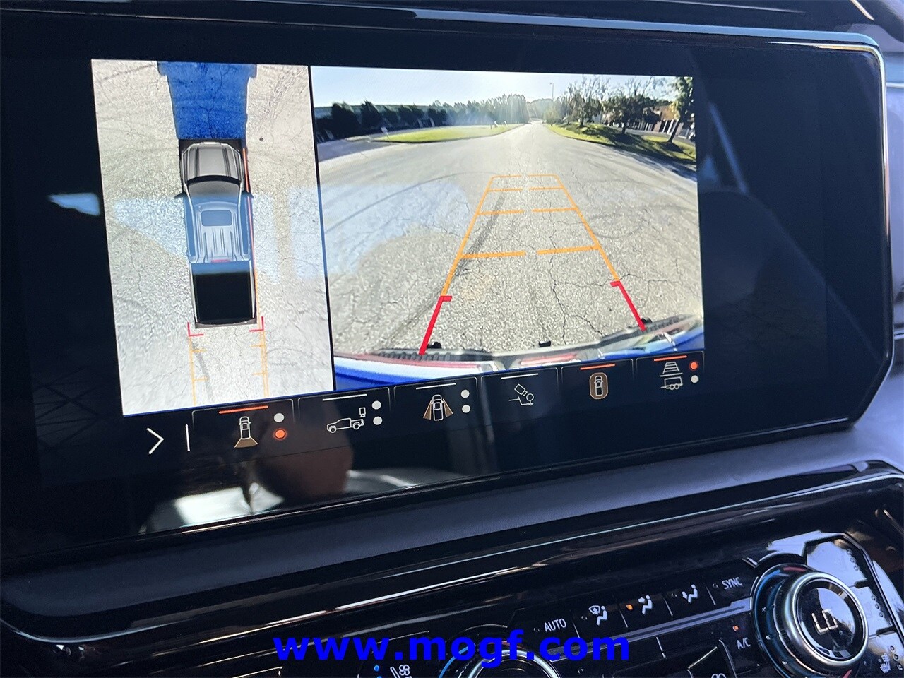 2024 Gmc Sierra AT4X photo 3