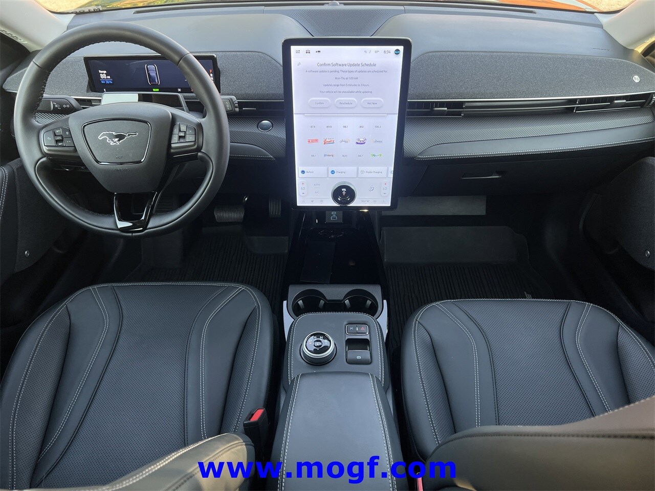 2024 Ford Mustang Mach-E Premium photo 2