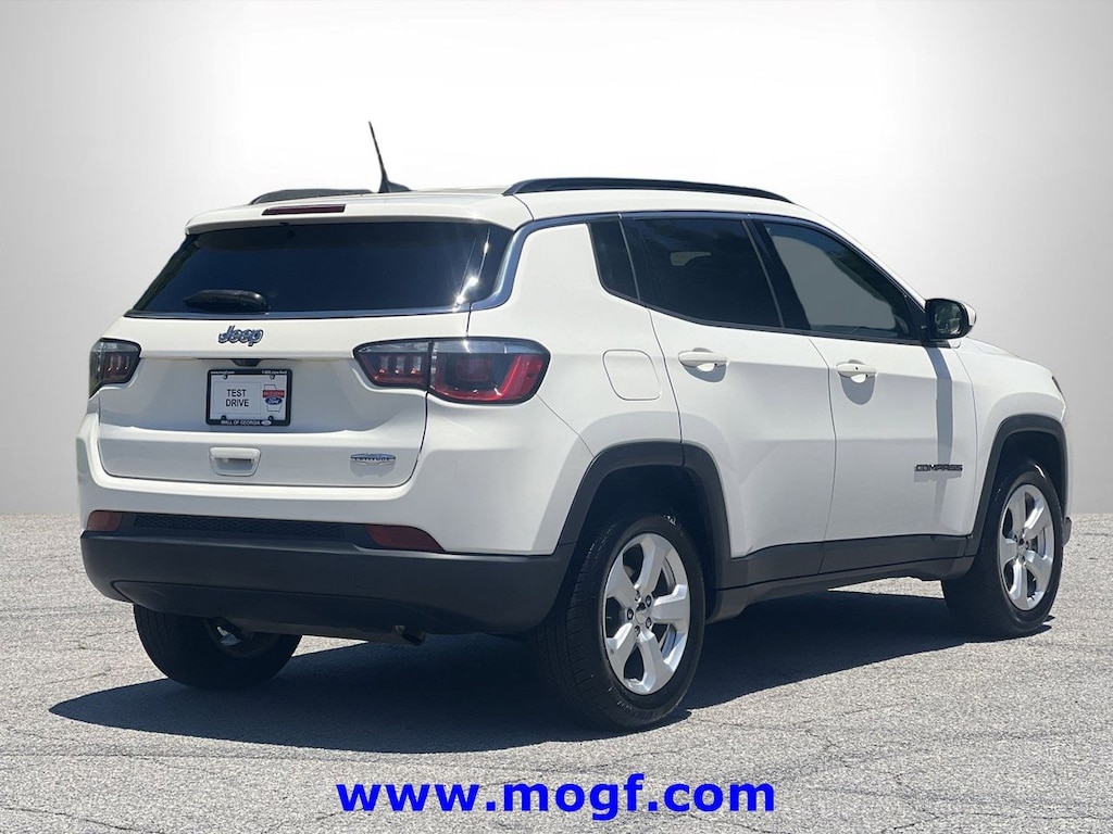 Used 2018 Jeep Compass Latitude SUV