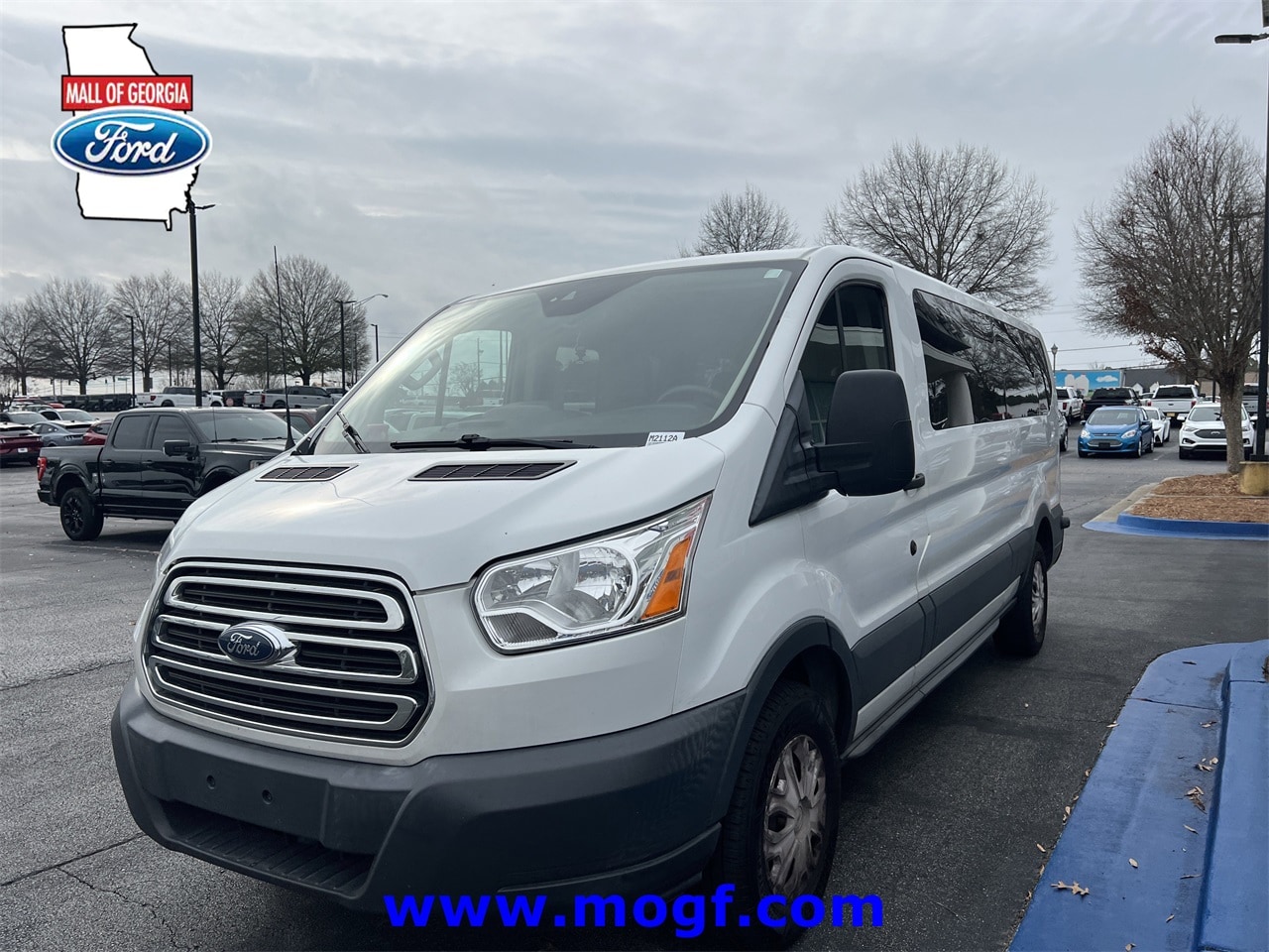 2018 Ford Transit Wagon XLT's photo