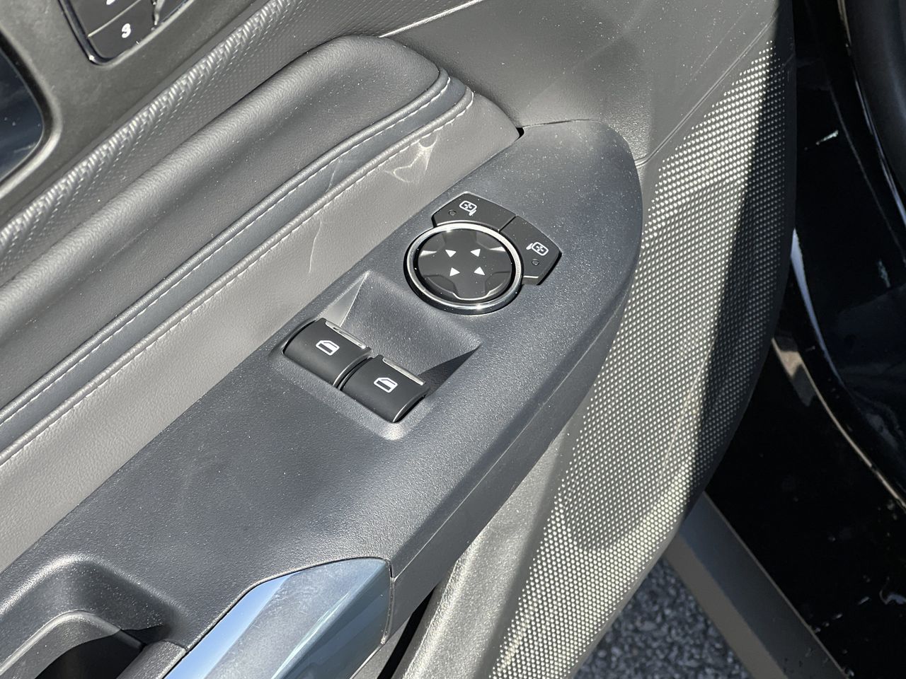 2025 Ford Mustang EcoBoost Premium Fastback - Photo 17