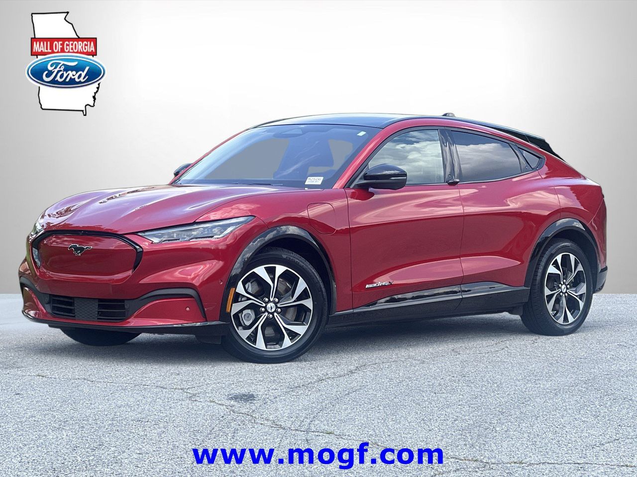 2023 Ford Mustang-Mach-e Premium's photo