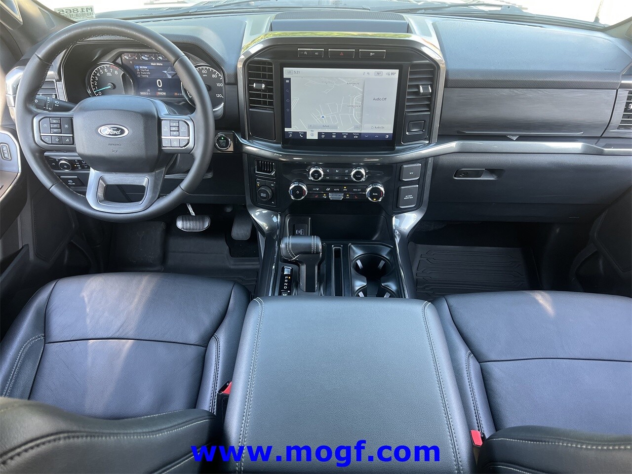 2023 Ford F-150 XLT photo 2