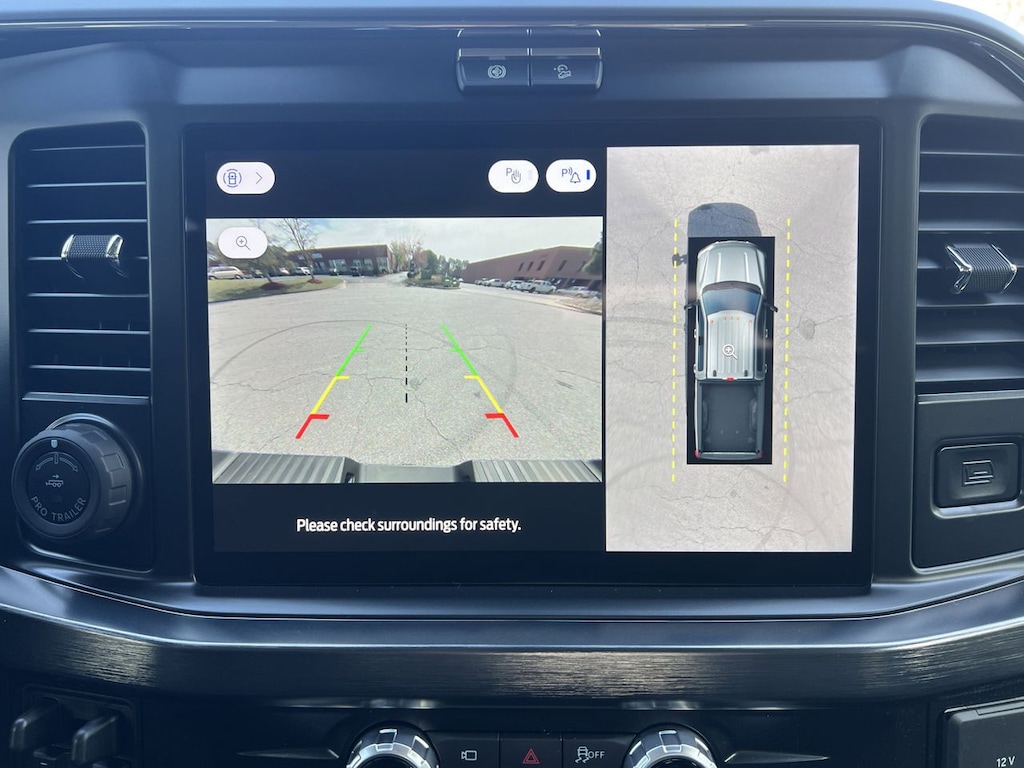 New 2025 Ford F-350 Lariat Truck Crew Cab