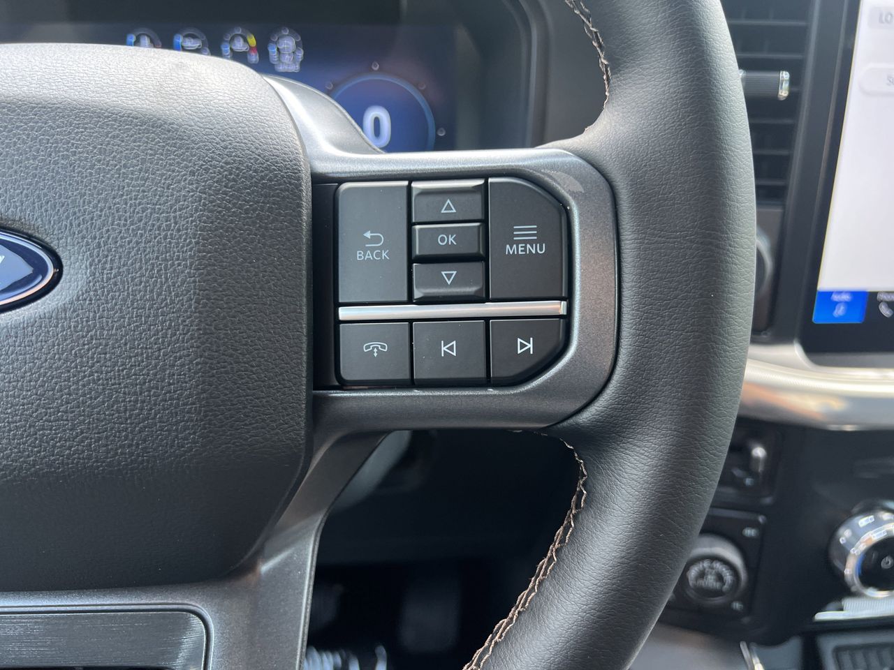 2025 Ford F-150 Lariat - Photo 15