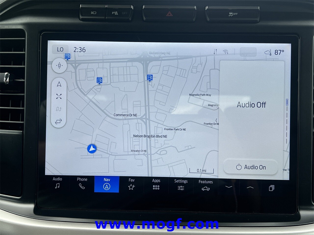 2023 Ford F-150 Lightning XLT photo 4