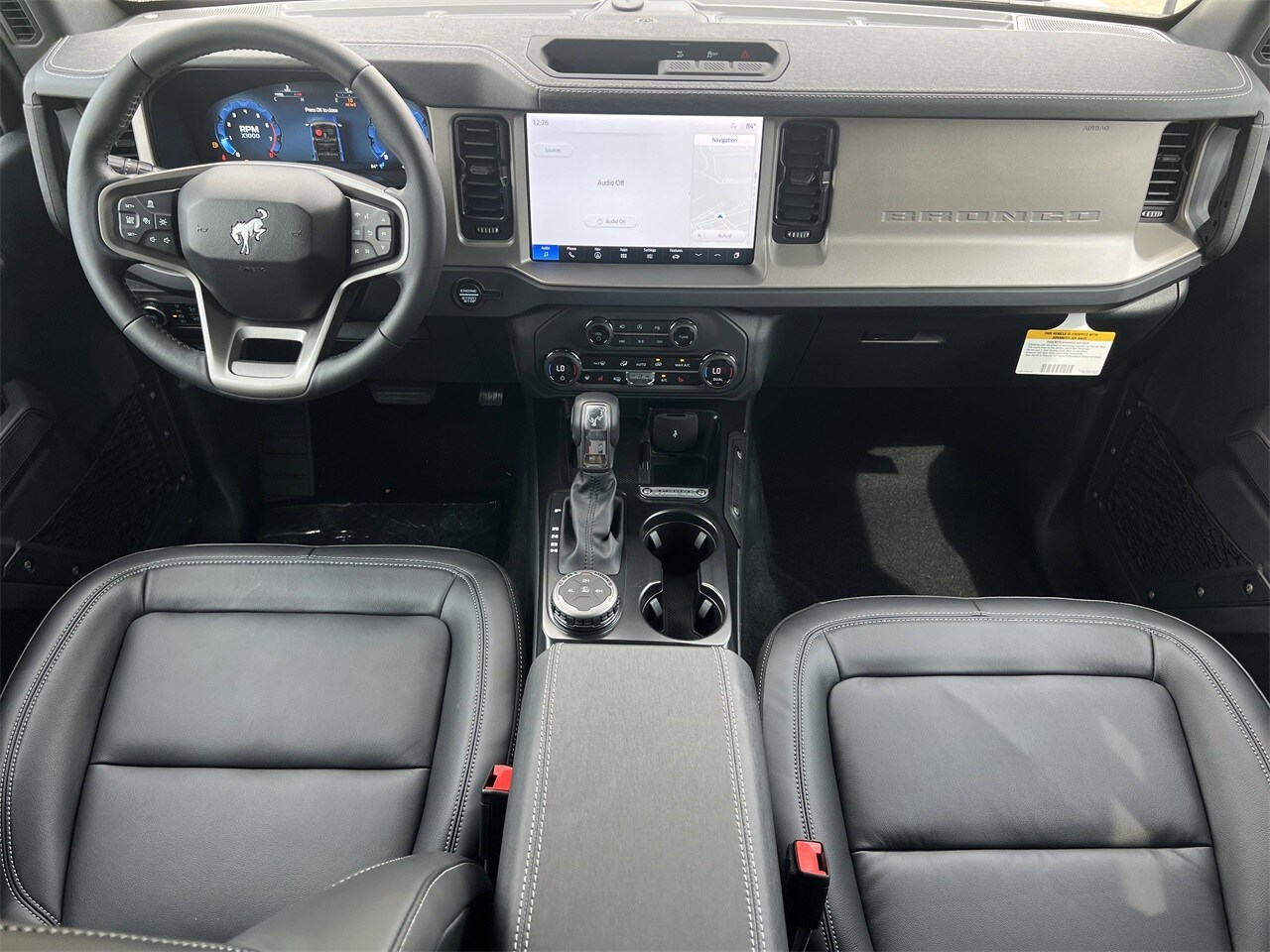 2025 Ford Bronco Outer Banks photo 2