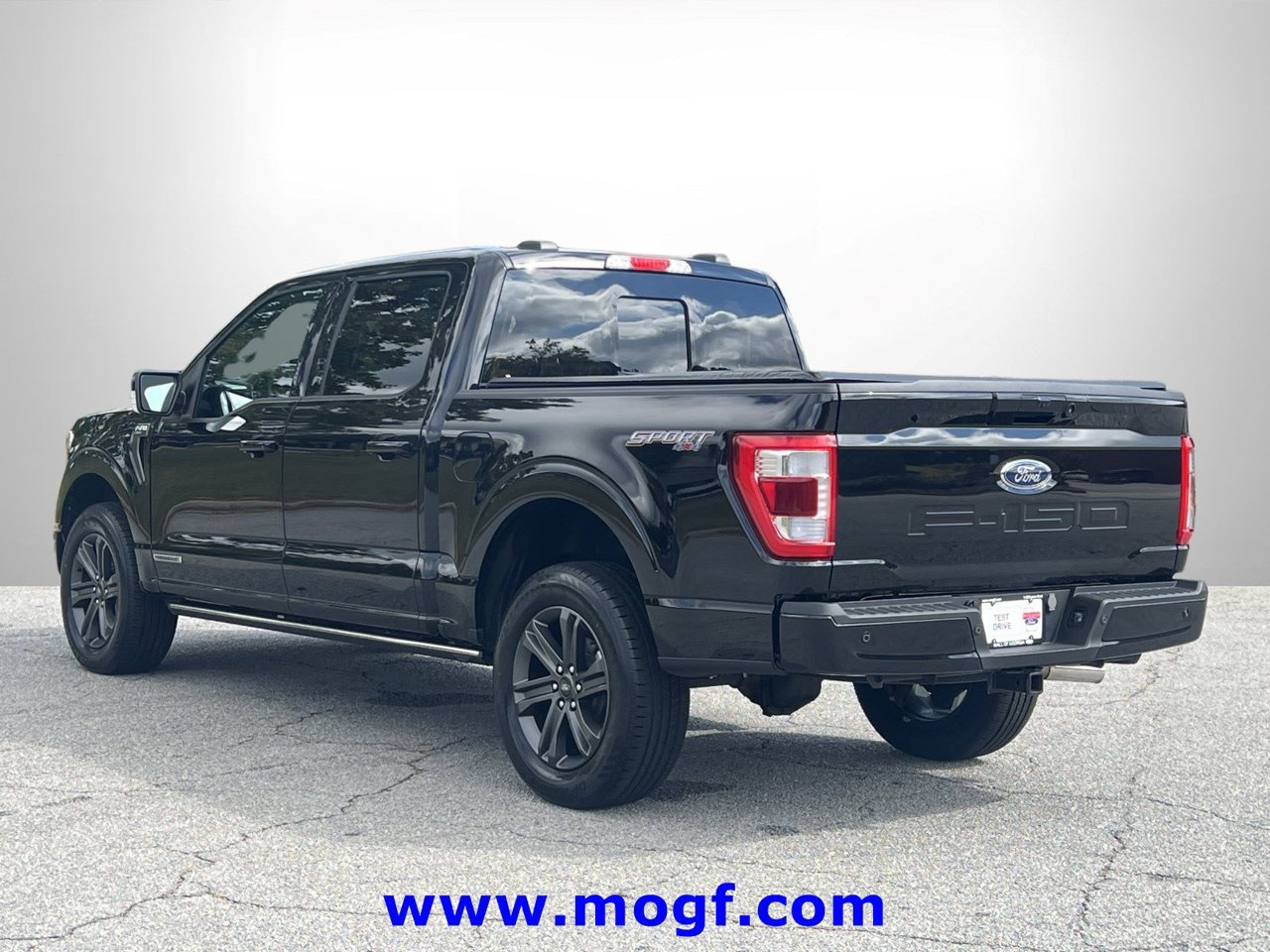 Used 2023 Ford F-150 Lariat Truck