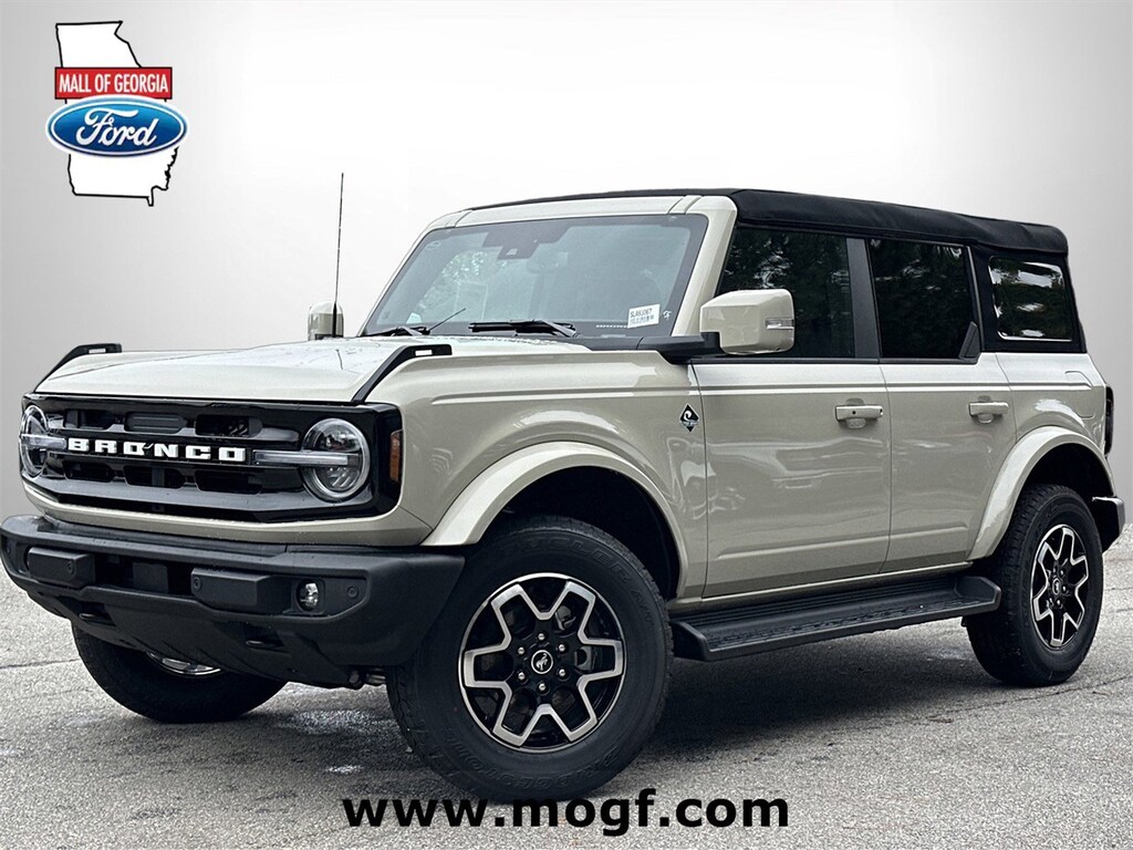 New 2025 Ford Bronco Outer Banks SUV