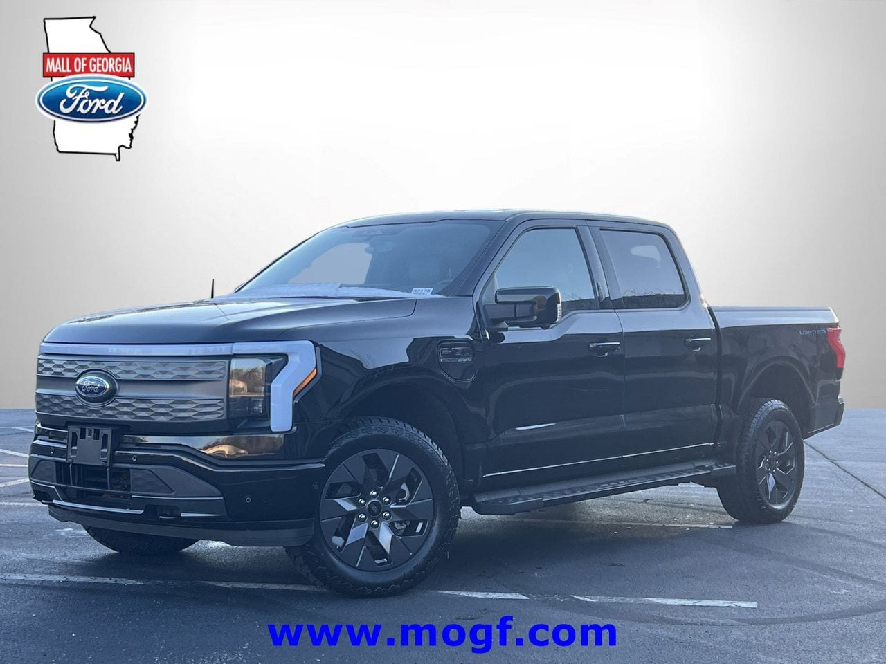 2022 Ford F-150 Lightning Lariat SuperCrew AWD