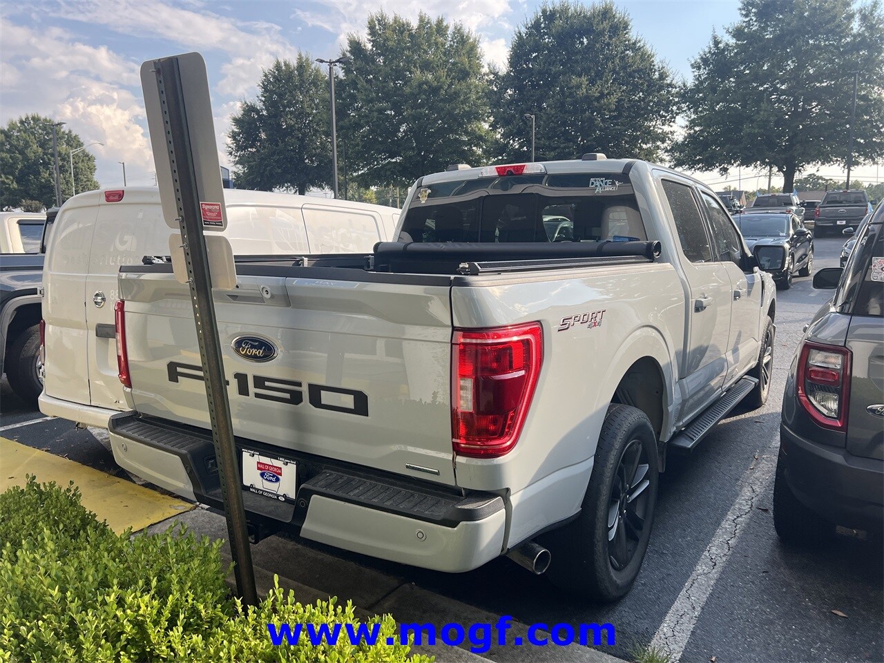 2023 Ford F-150 XLT photo 3