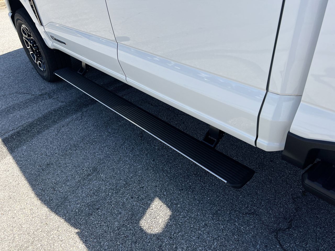 2025 Ford F-350 Super Duty Platinum - Photo 32