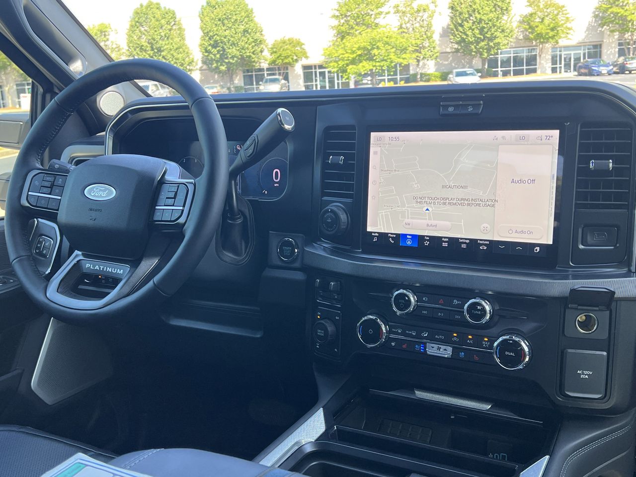 2025 Ford F-350 Super Duty Platinum - Photo 3