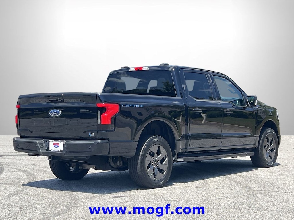 Certified 2023 Ford F-150 Lightning XLT Truck