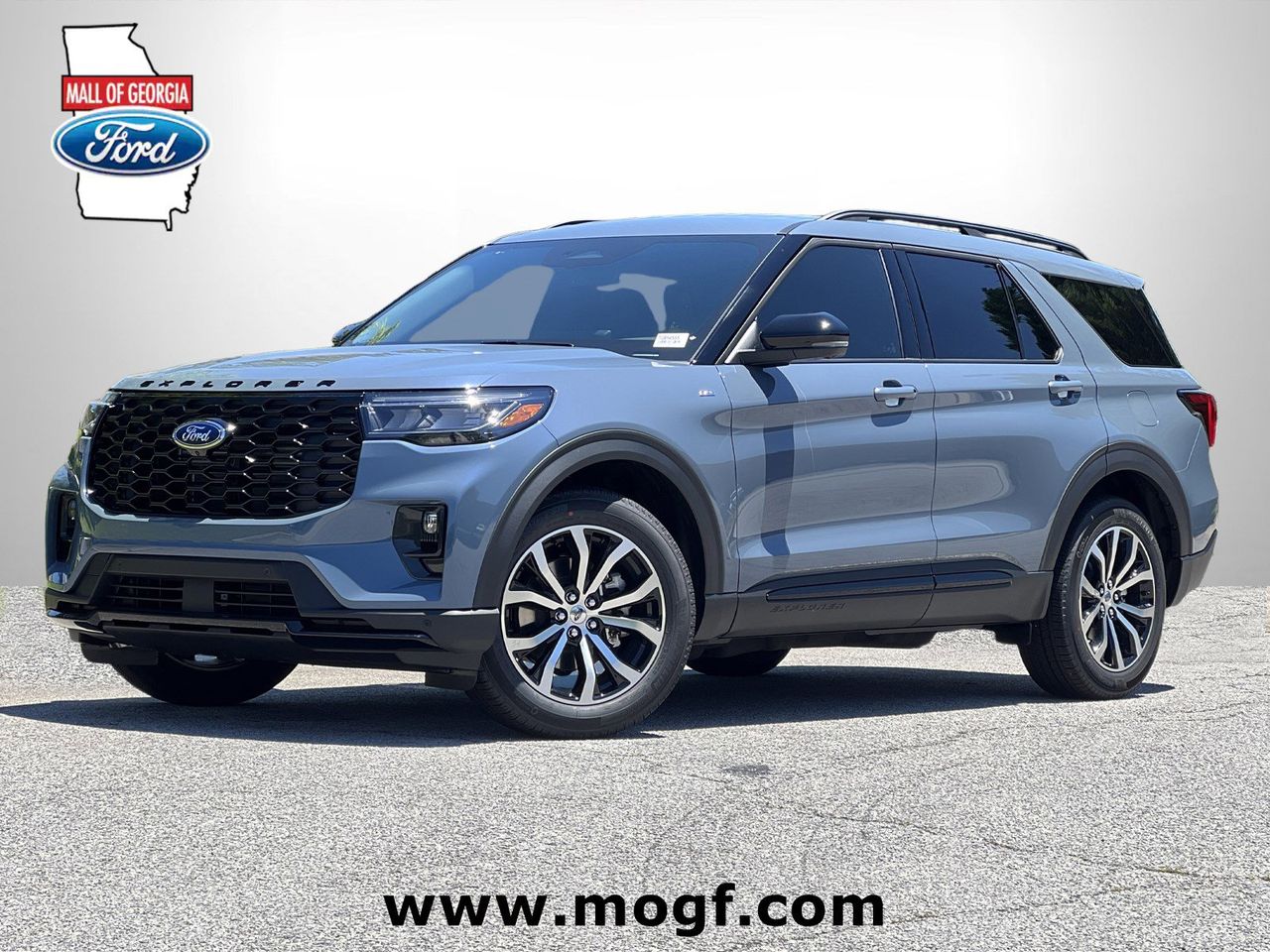 2026 Ford Explorer ST-LINE RWD's photo