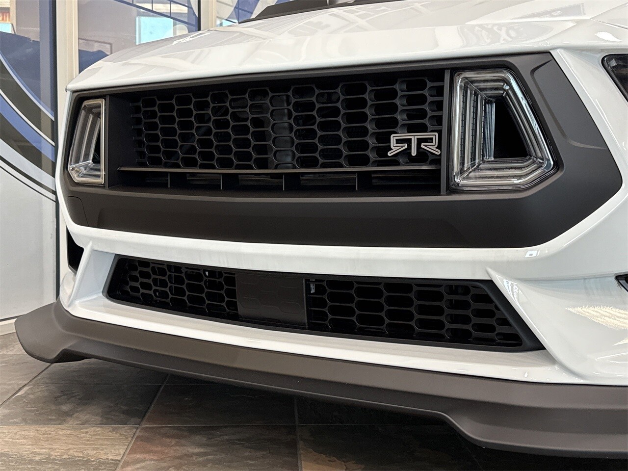 2025 Ford Mustang GT Premium photo 3