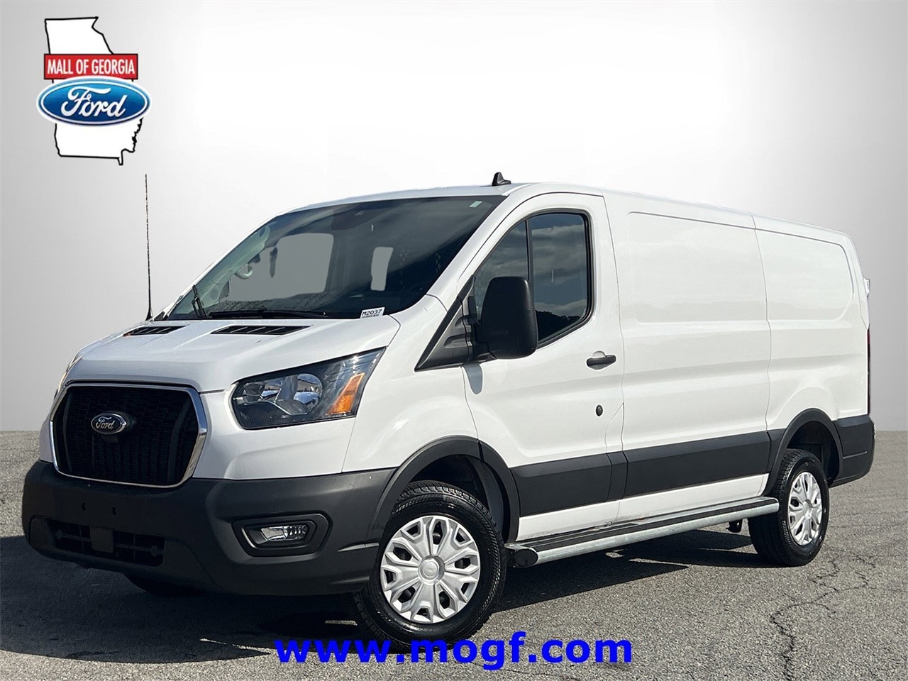 2024 Ford Transit Van Base's photo