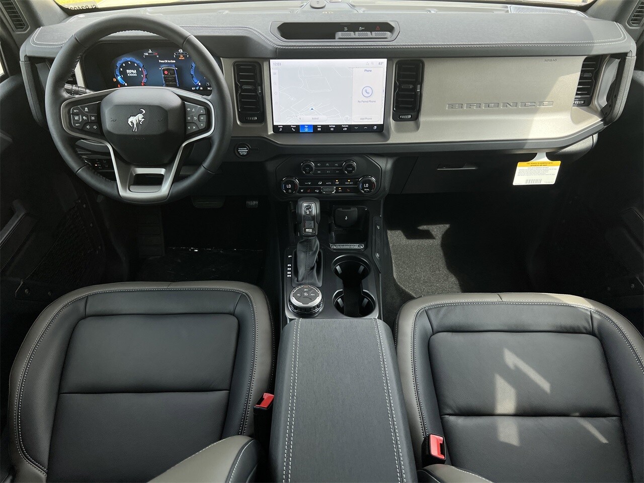 2025 Ford Bronco Outer Banks photo 2