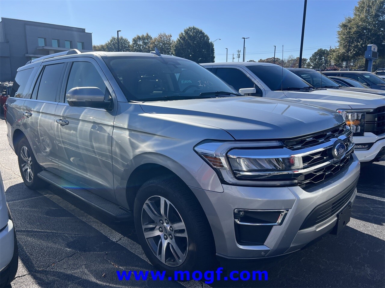 2024 Ford Expedition Limited photo 4