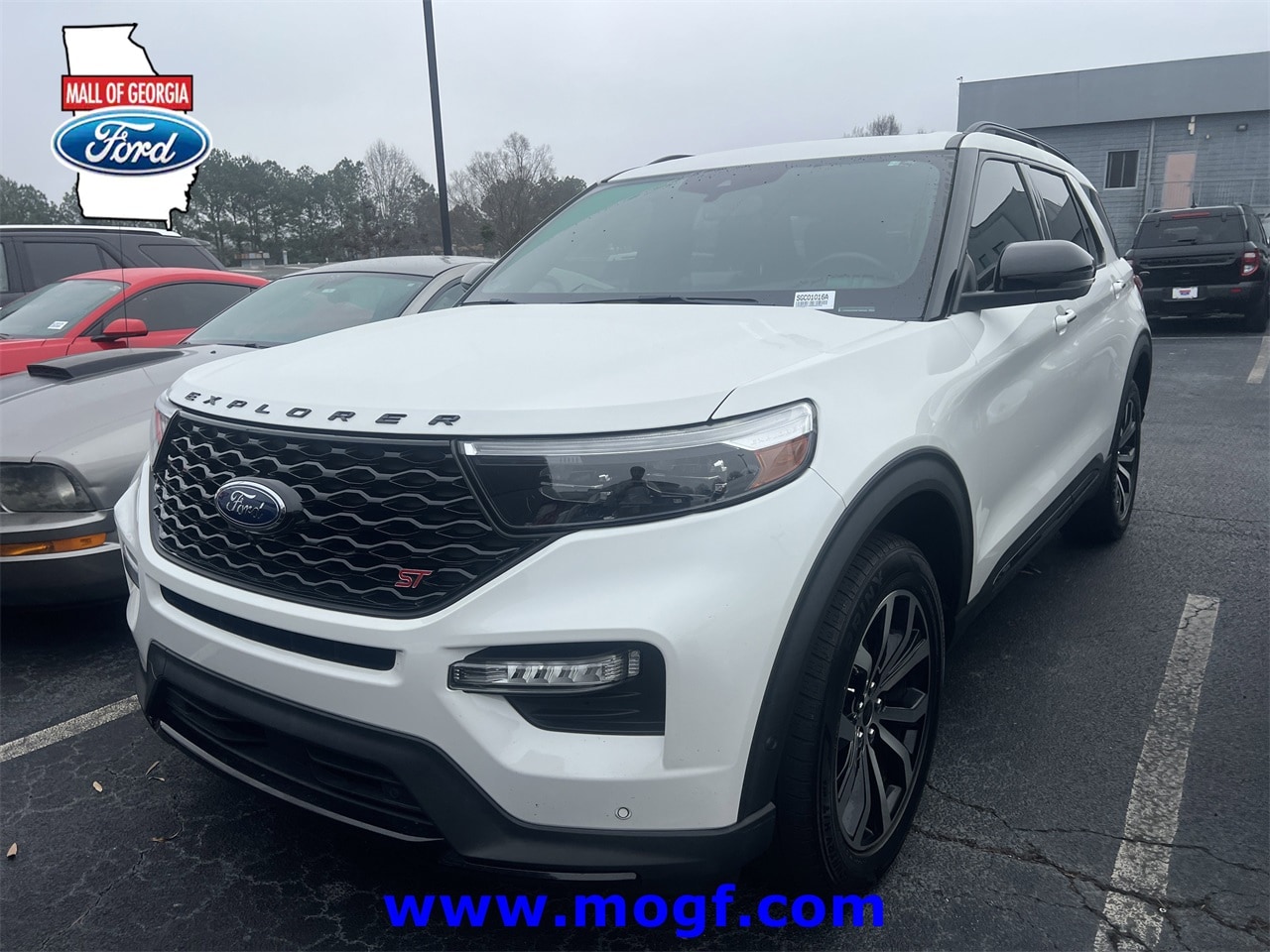 2021 Ford Explorer ST's photo