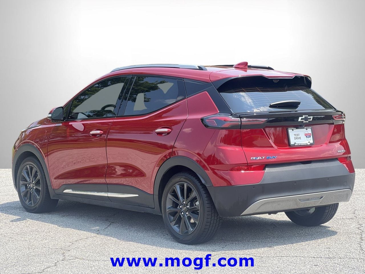Used 2022 Chevrolet Bolt EUV Premier with VIN 1G1FZ6S00N4123371 for sale in Sugar Hill, GA