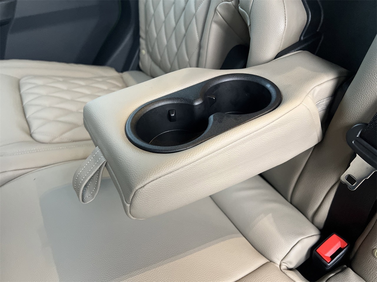 2025 Ford Bronco 4-Door Base - Photo 18