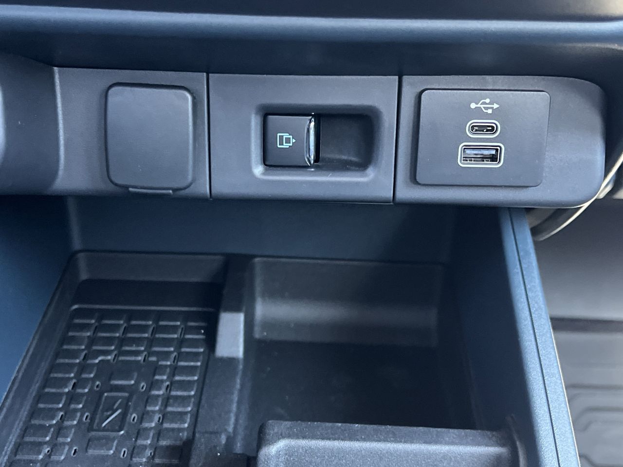 2025 Ford Maverick Tremor - Photo 7