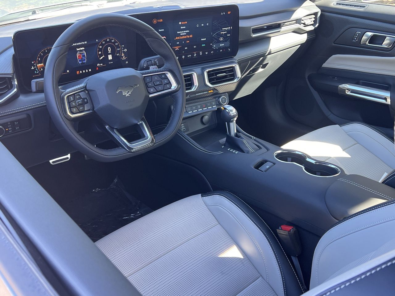 2025 Ford Mustang GT Premium Fastback - Photo 2