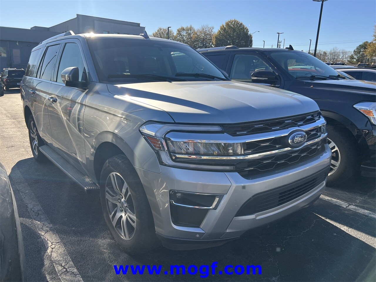 2024 Ford Expedition Limited photo 3