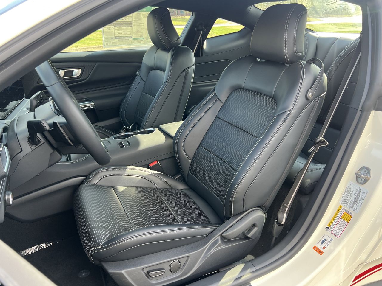 2025 Ford Mustang GT Premium Fastback - Photo 18