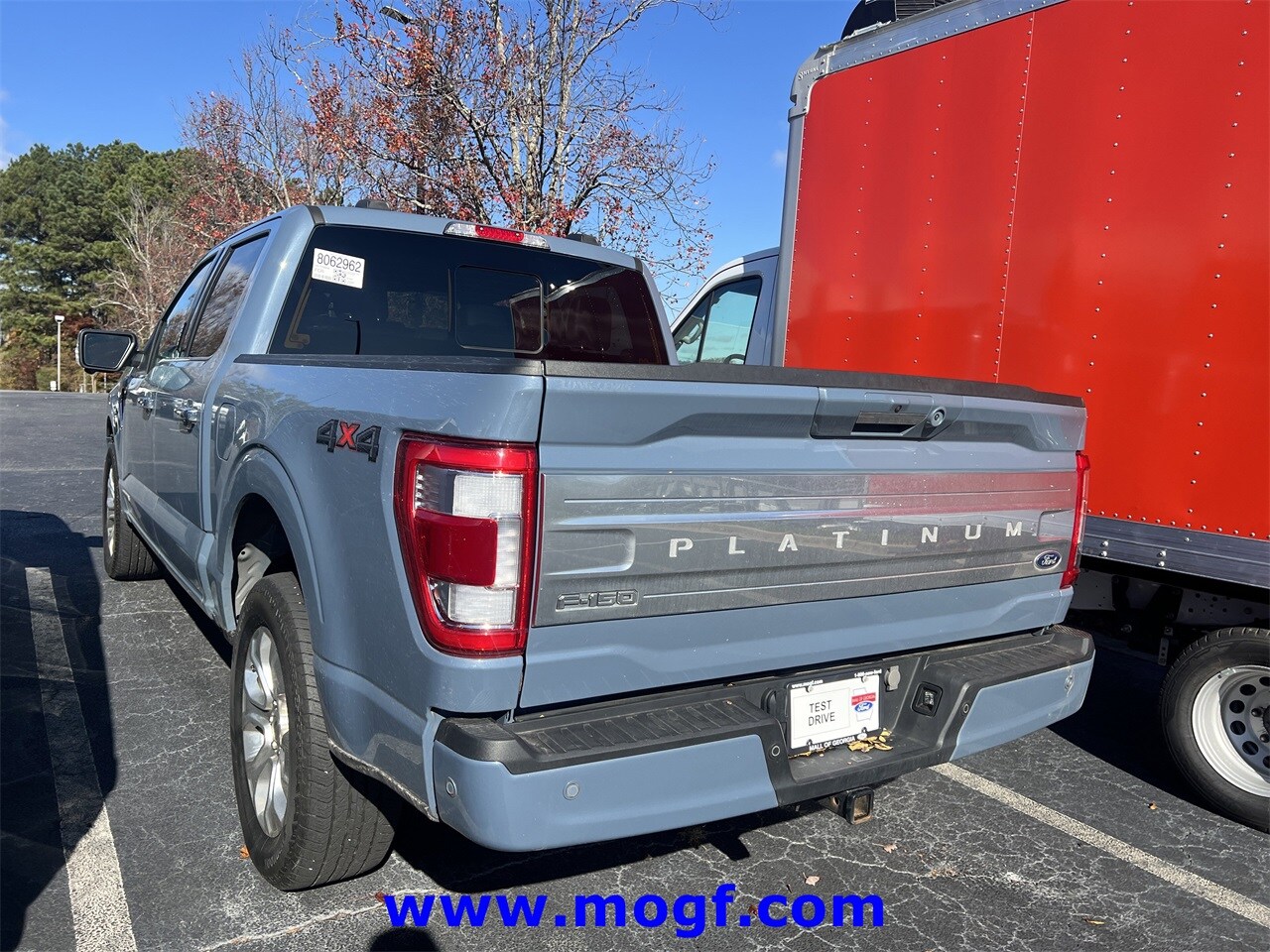 2023 Ford F-150 Platinum photo 4