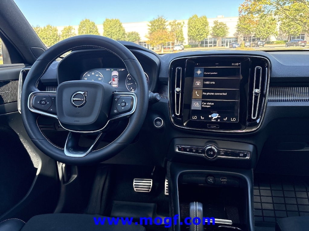 Used 2021 Volvo XC40 R-Design SUV