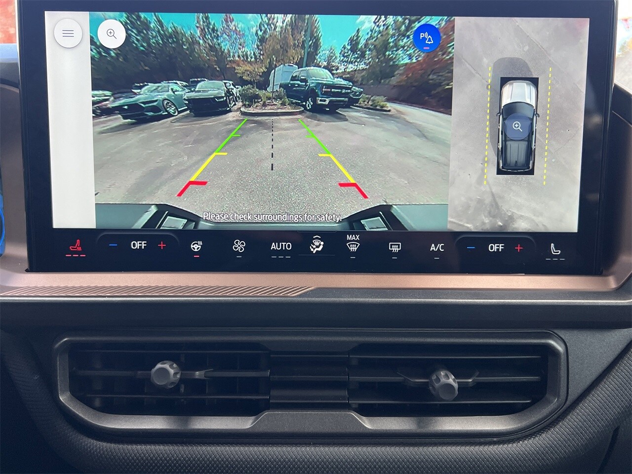 2025 Ford Bronco Sport Outer Banks photo 3