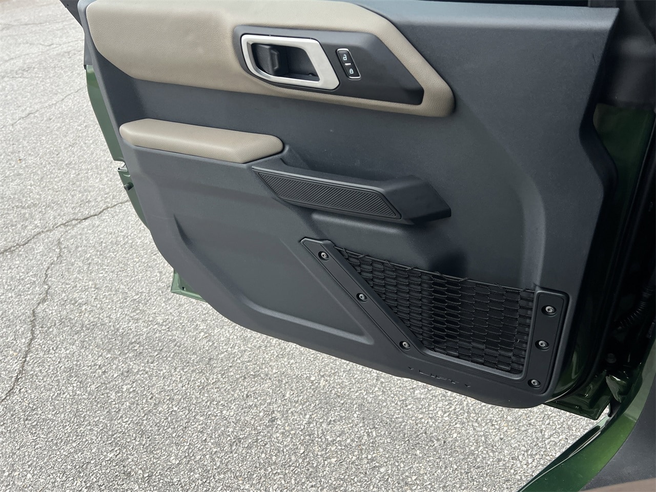 2025 Ford Bronco 4-Door Base - Photo 15