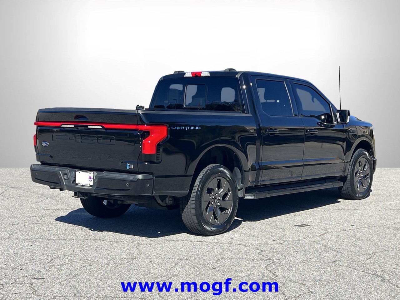 Certified 2023 Ford F-150 Lightning Lariat Truck