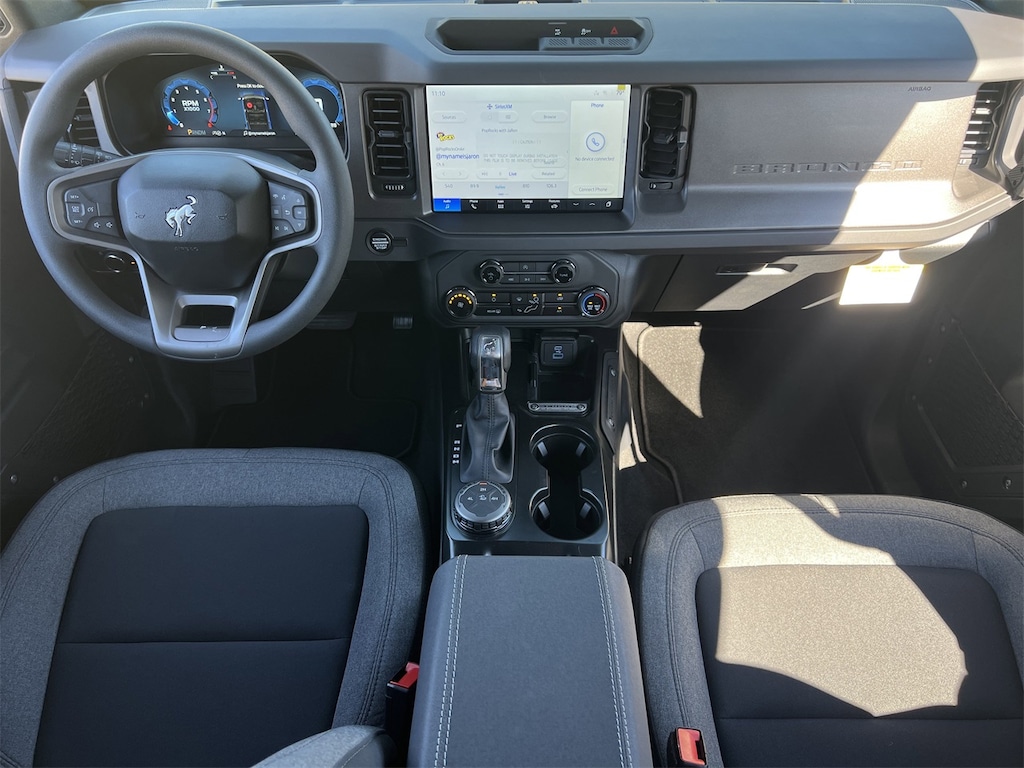 New 2025 Ford Bronco Base SUV
