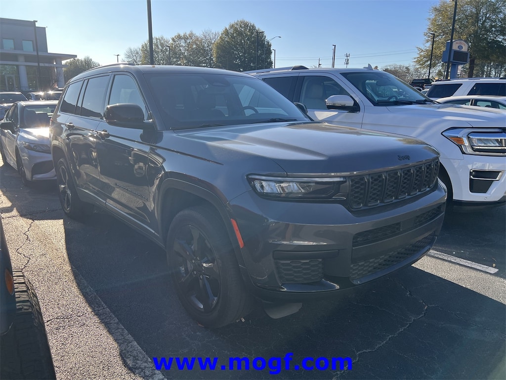 Used 2023 Jeep Grand Cherokee L Altitude SUV